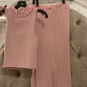 ST. JOHN two piece knit set in baby pink
